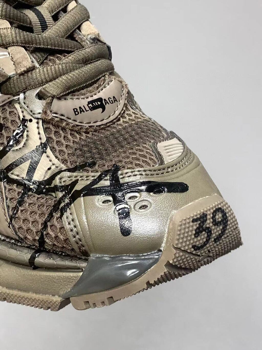 BALENCIAGA Runner Grafitti Sneakers