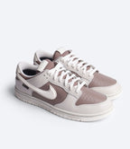 Nike Dunk Low GORE-TEX (GTX) .