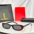 Óculos de sol YSL .