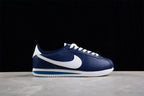Nike Cortez Azul e branco .