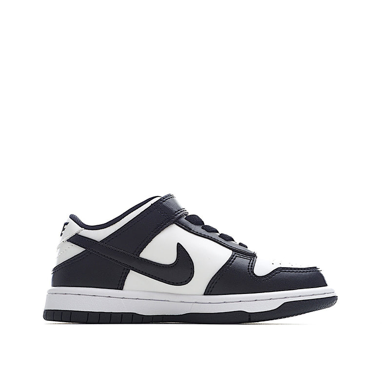 Nike Dunk Low black and white