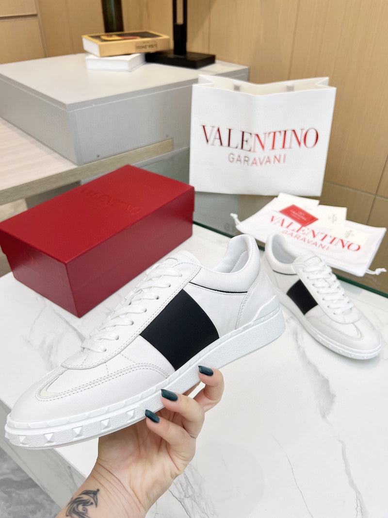 Valentino Garavani Upvillage