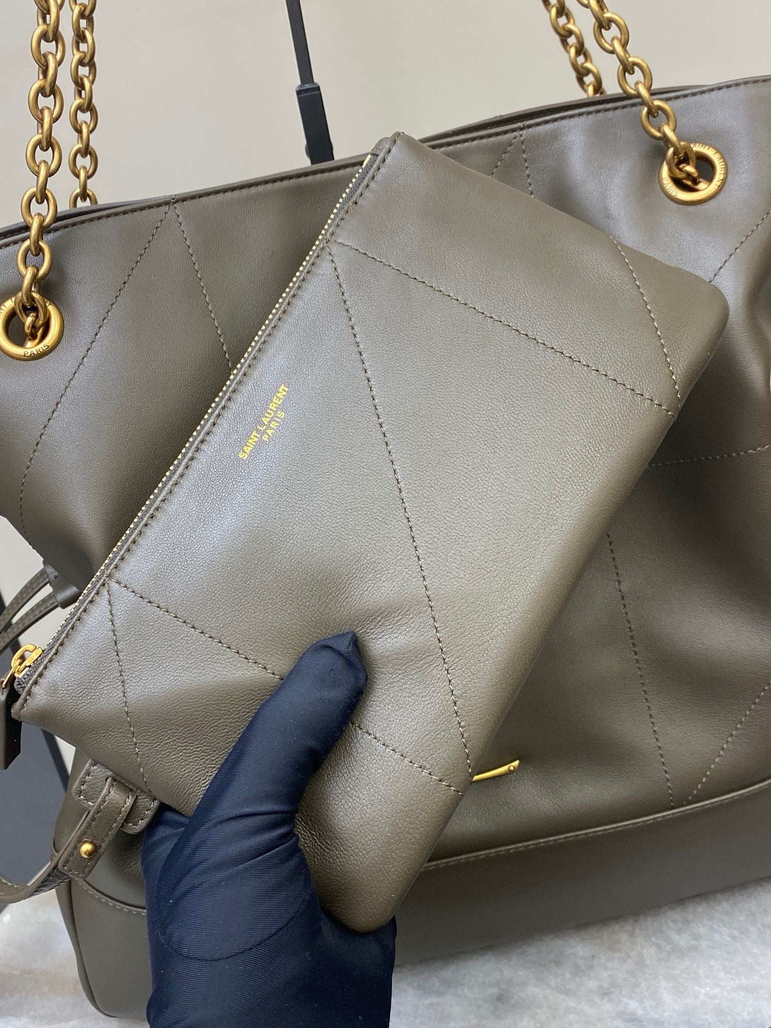 Saint Laurent Shopping Jamie 4.3 Quilted Bag army green Ferragens Douradas