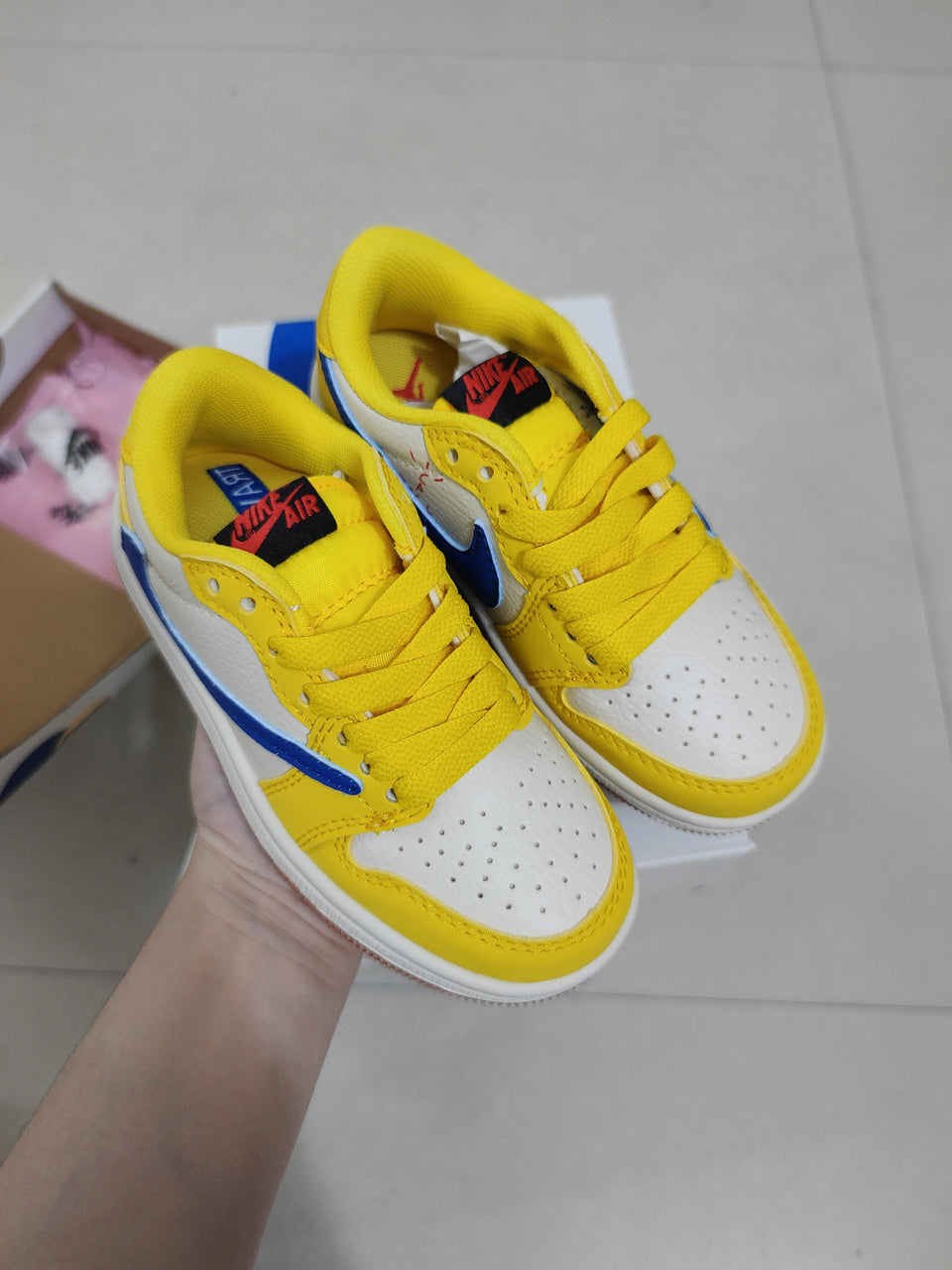 Jordan 1 Retro  x Travis Scott Yellow Infantil