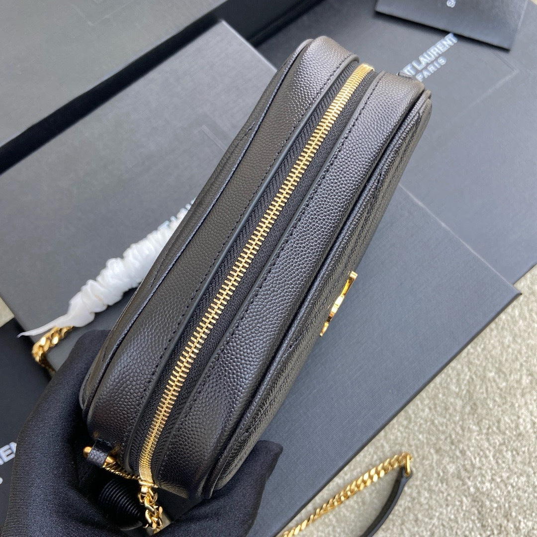 Saint Laurent Lou Camera Bag Black Ferragens Douradas