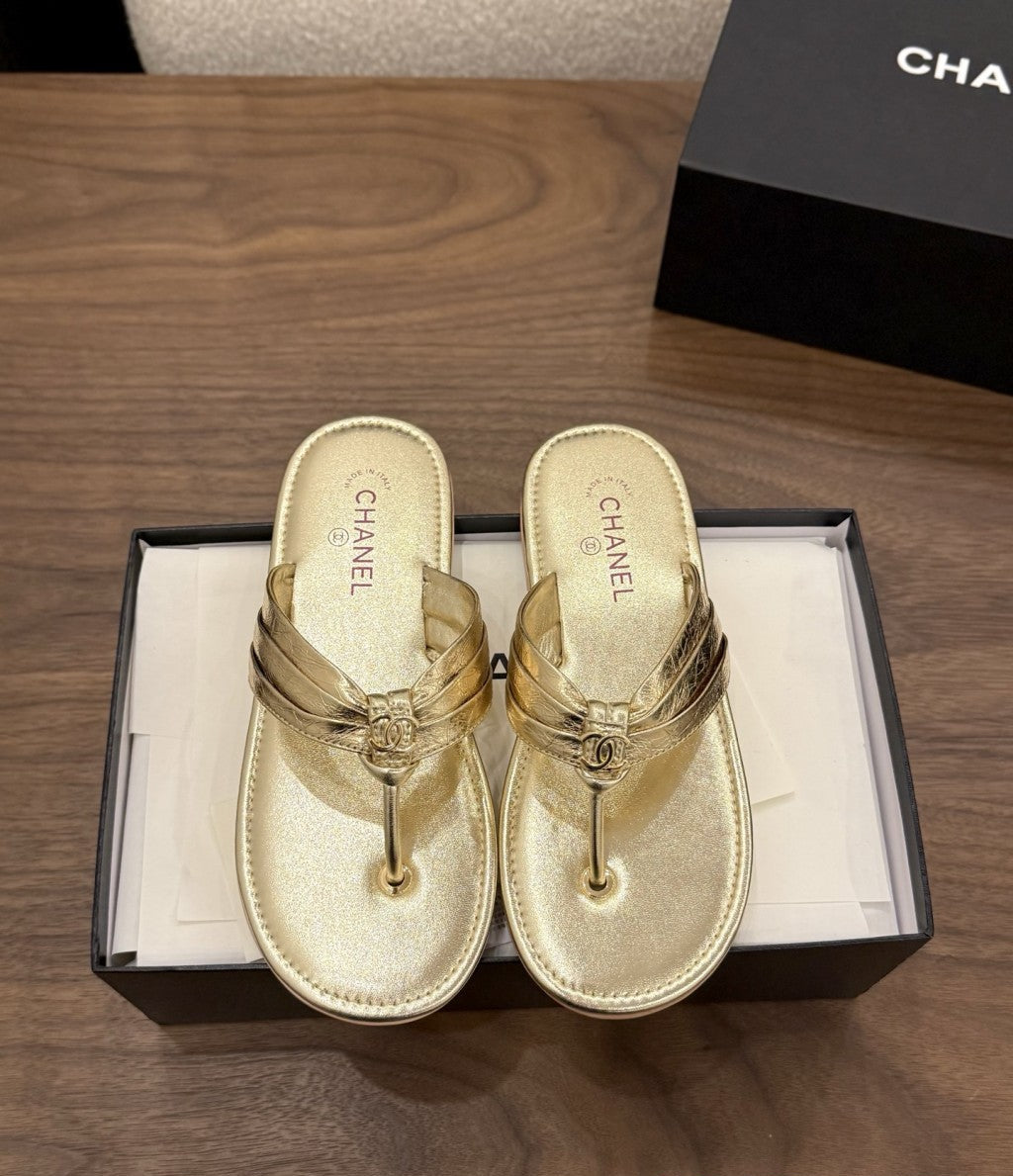 Chanel Thong Sandals Gold.