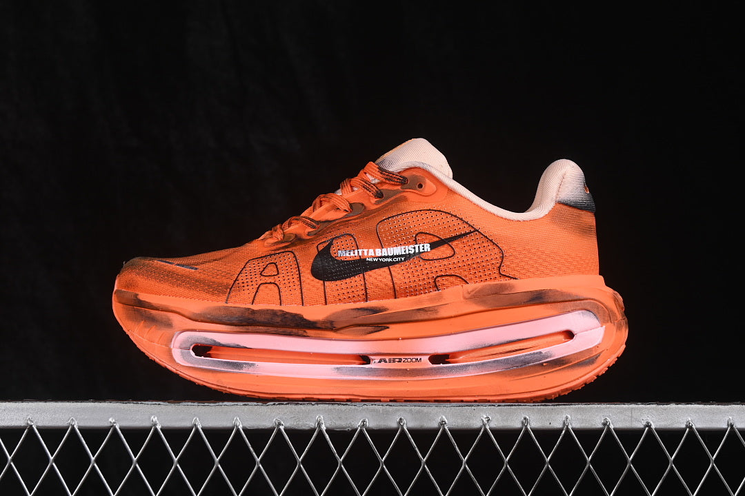 Nike Vomero Premium x Melitta Baumeister Total Orange Chalk .