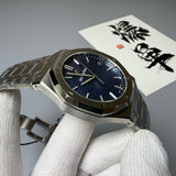 Audemars Piguet Royal Oak Blue .