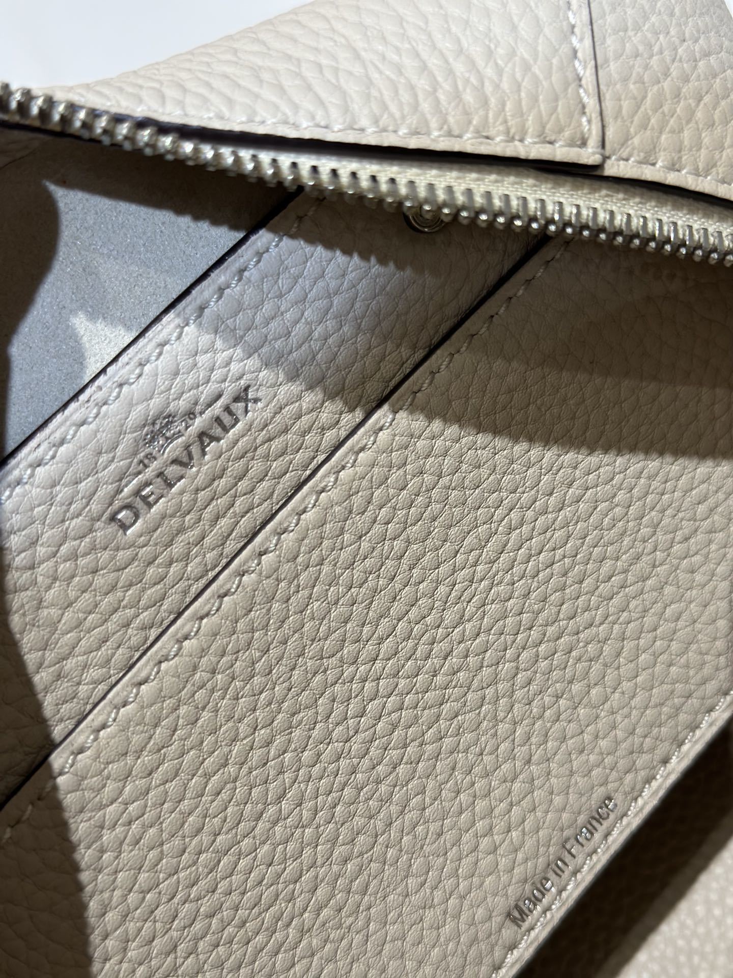 Delvaux Cool Box Mini Bohème Off-White