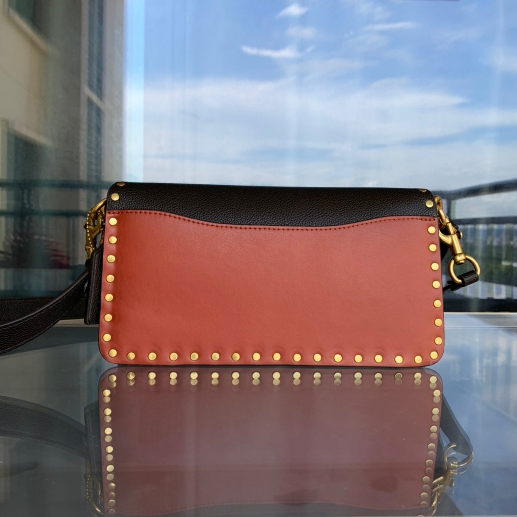 Tabby Shoulder Bag 26 with Rivets da Coach