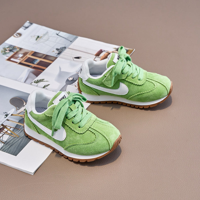 Nike valiant green infantil