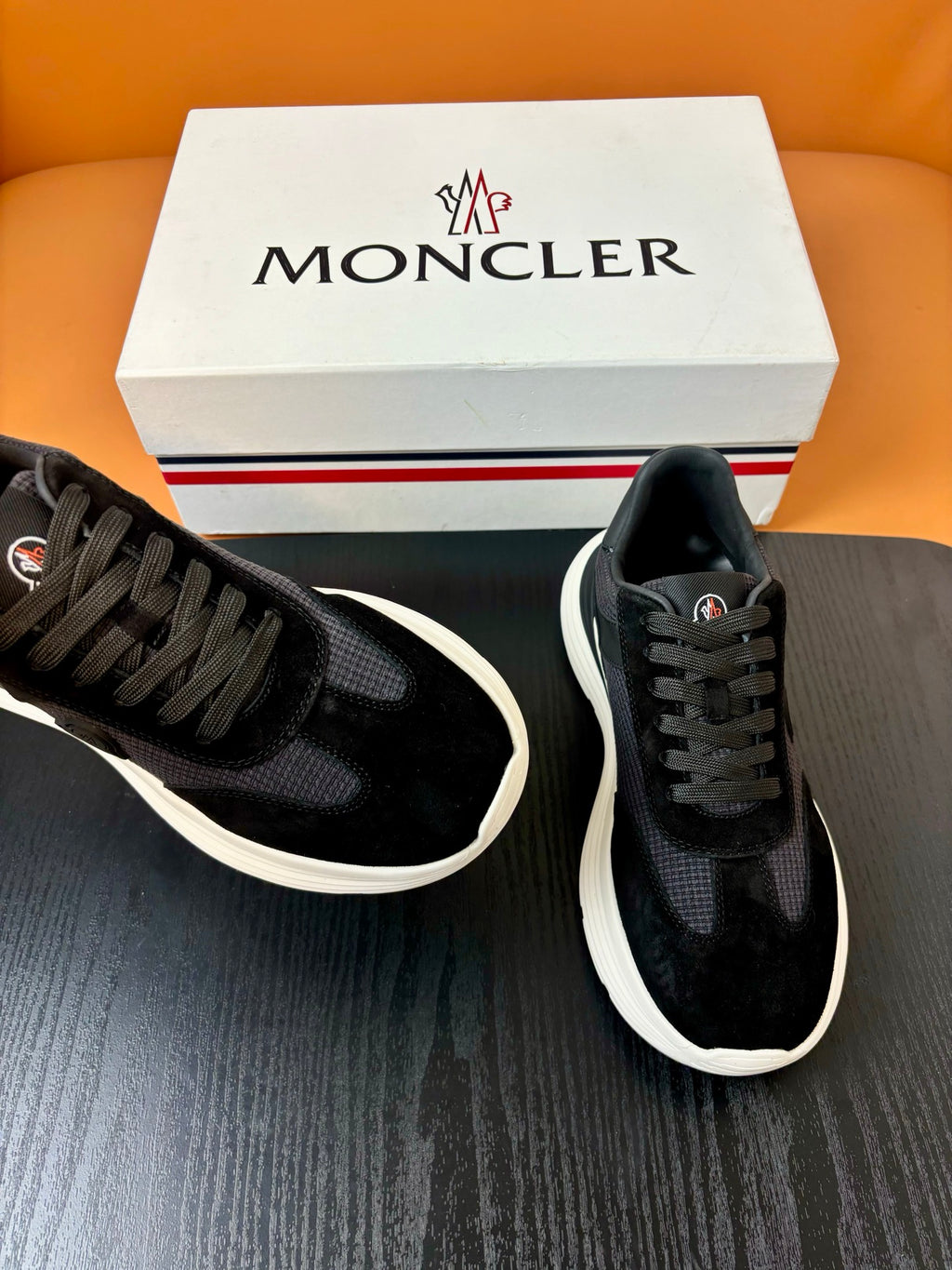 Moncler Pacey 2 Black / Off-White