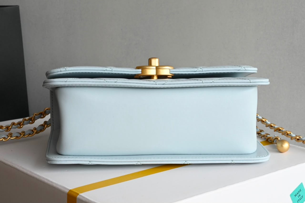 Chanel Mini Flap Bag com alça Pearl Crush
