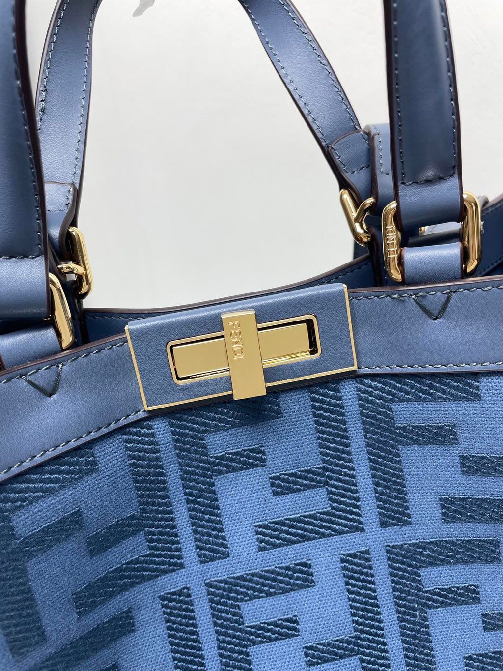 Fendi Peekaboo X-Tote Canvas Bag Azul-Marinho
