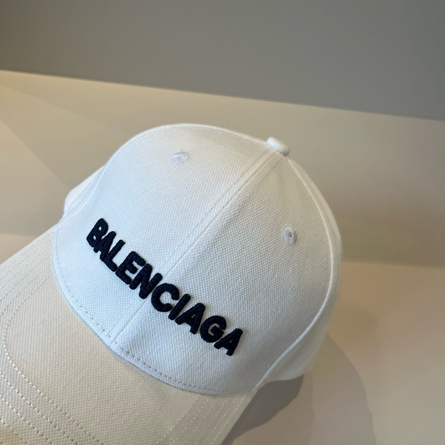 Boné Balenciaga white