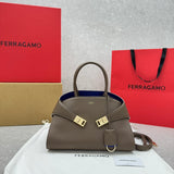 bolsa tote Ferragamo Hug Brown