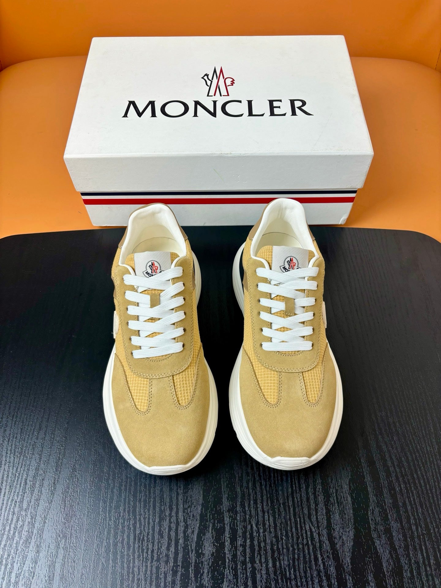 Moncler Pacey 2 Areia / Off-White