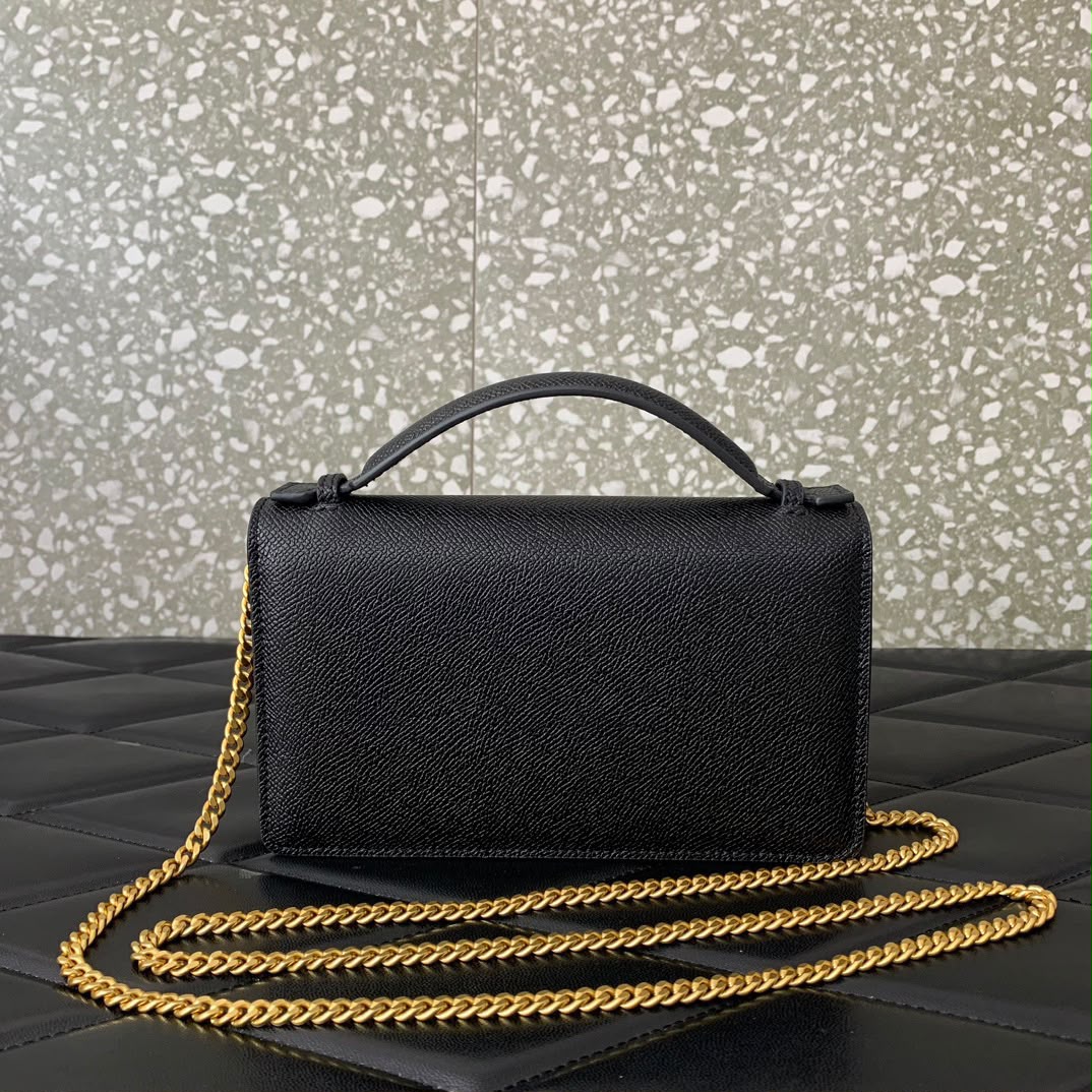 Valentino Garavani VLogo Signature