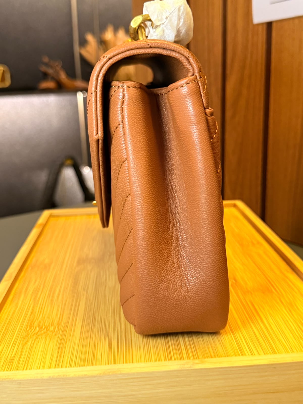 Yves Saint Laurent College Medium (Pronta entrega)