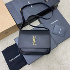 Saint Laurent Niki Saddle Shoulder Bag Black Ferragens Douradas
