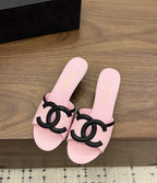 Chanel Interlocking CC Heeled Mules Pink & Black. Salto 5 cm.