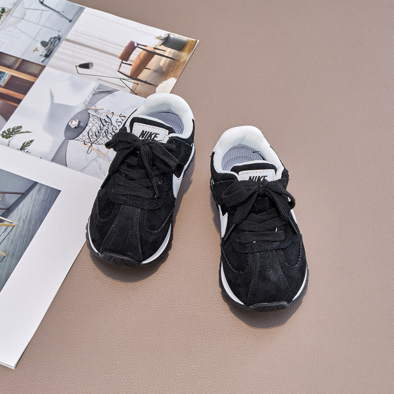 Nike valiant black infantil