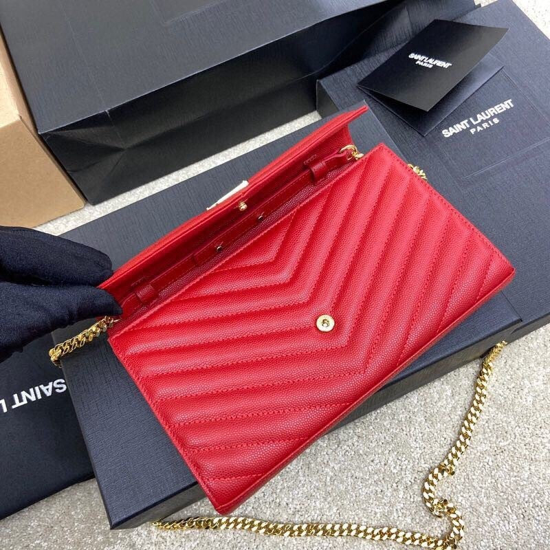 Saint Laurent Shoulder Bag red Ferragens Douradas