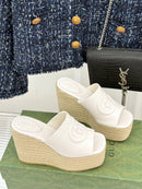 Sandália Interlocking GUCCI