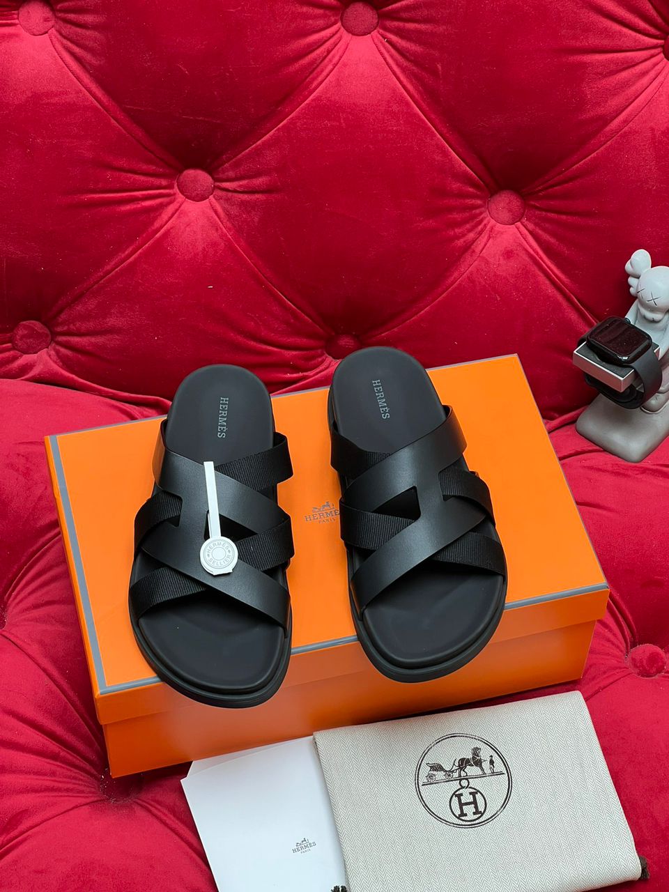 Izmir sandal Hermès Saudi Arabia.