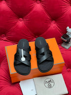 Izmir sandal Hermès Saudi Arabia.
