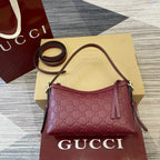 Gucci GG Emblem Small Shoulder Bag Bôrdo