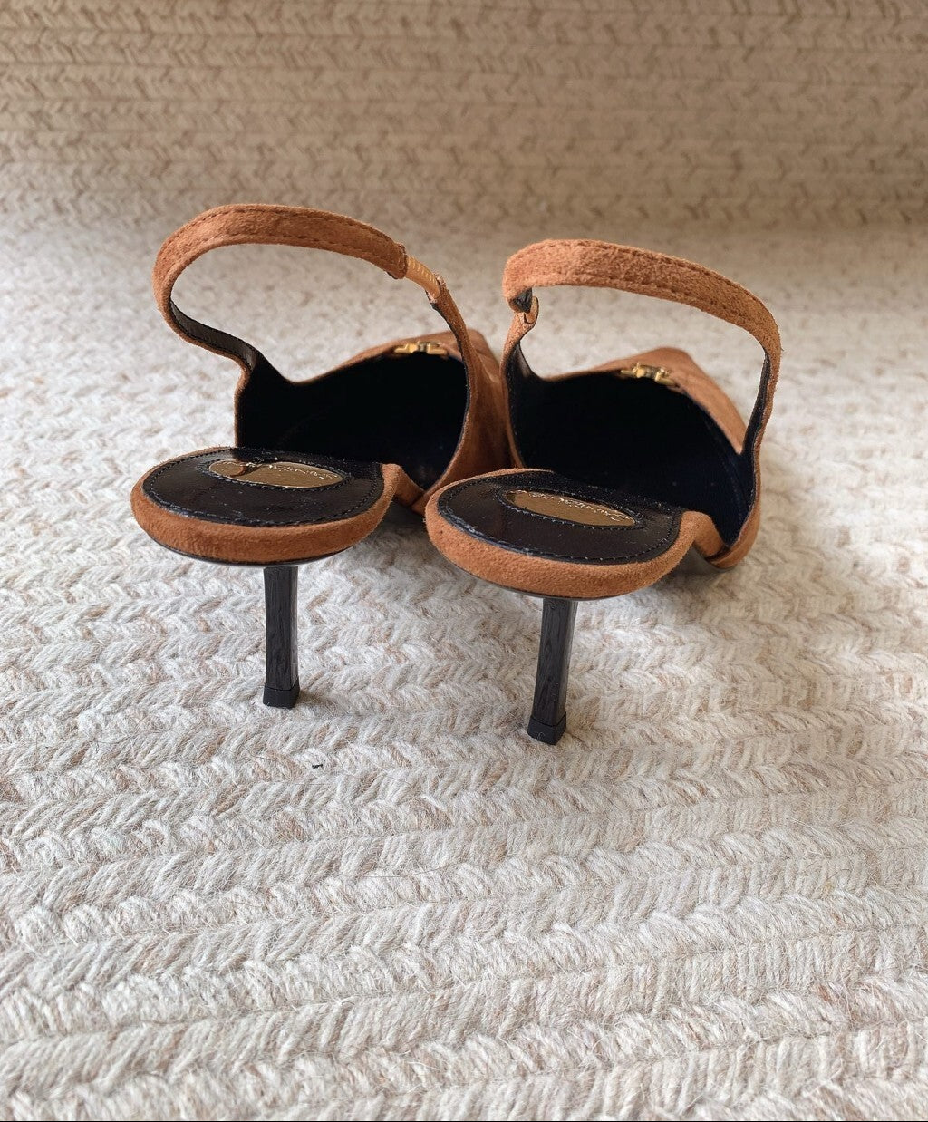 Saint Laurent Scarpin Slingback Babylone Camurça 75 mm