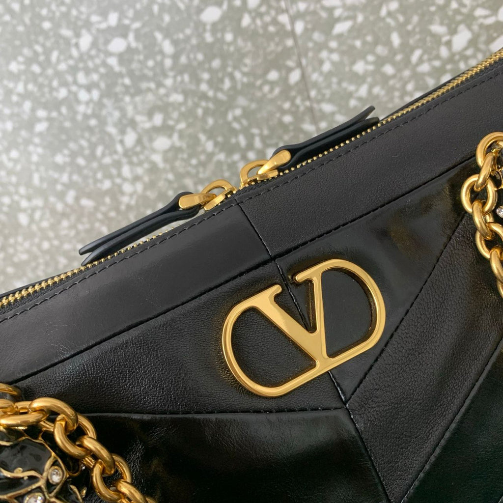 Valentino Garavani Panthea