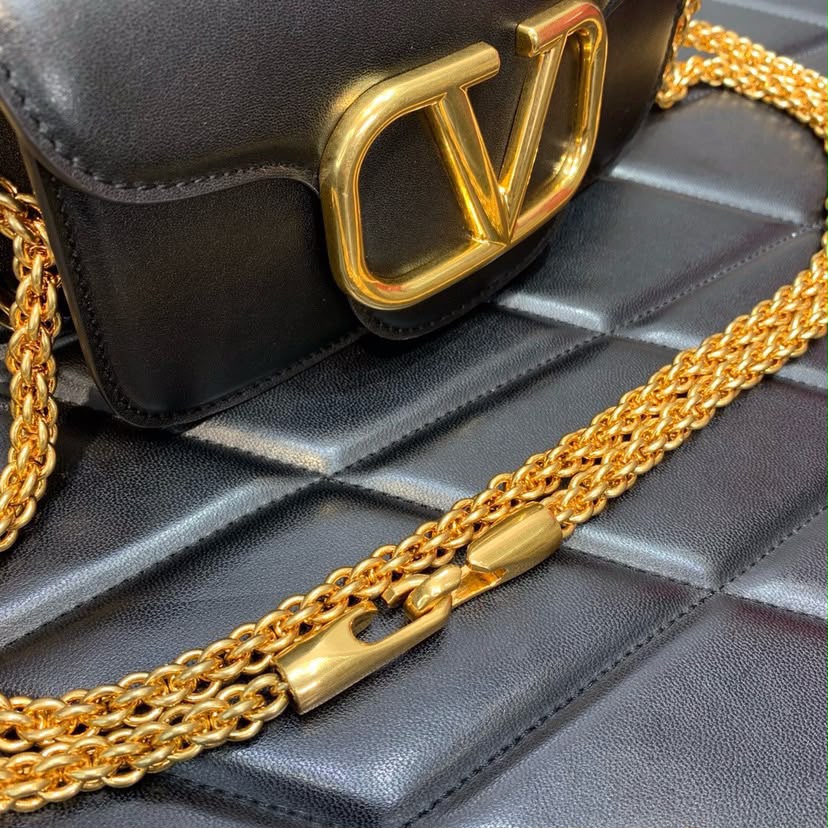 Valentino Garavani Locò Shoulder Bag Black
