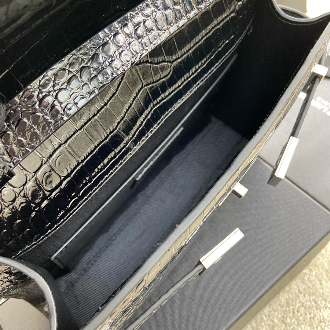 Saint Laurent Manhattan Small Shoulder Bag Croc Black Ferragens Prata