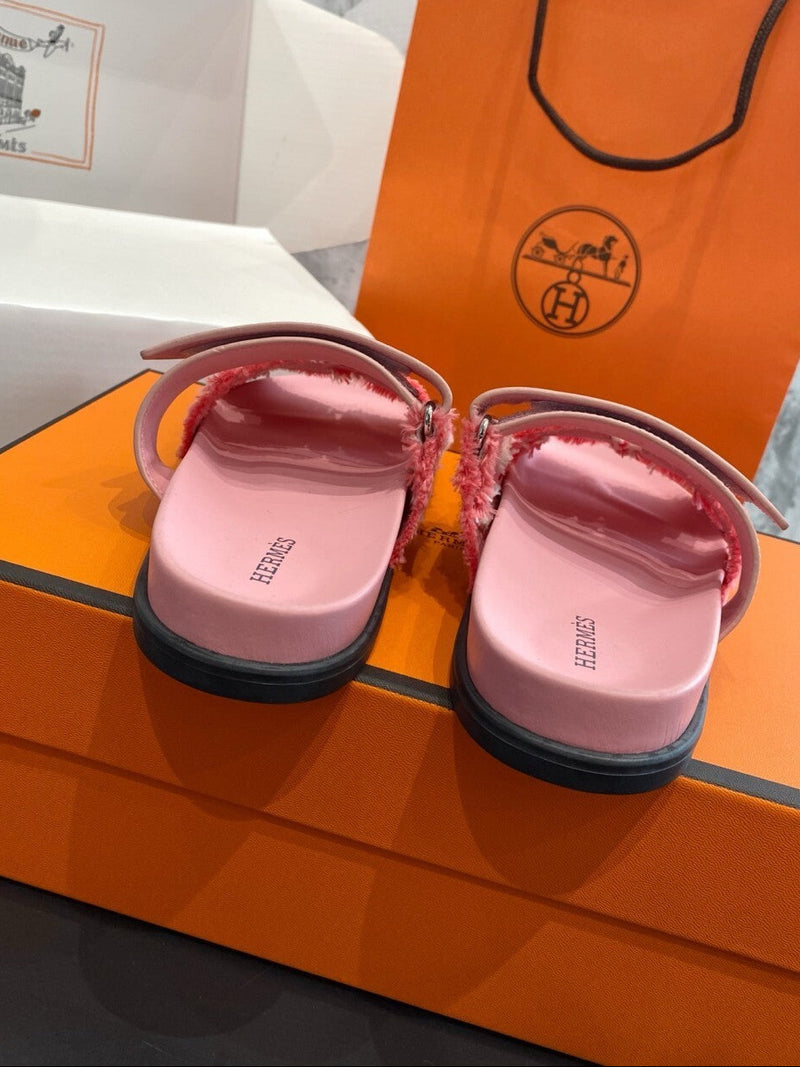 Hermes Chypre  Sandal Pink Leather