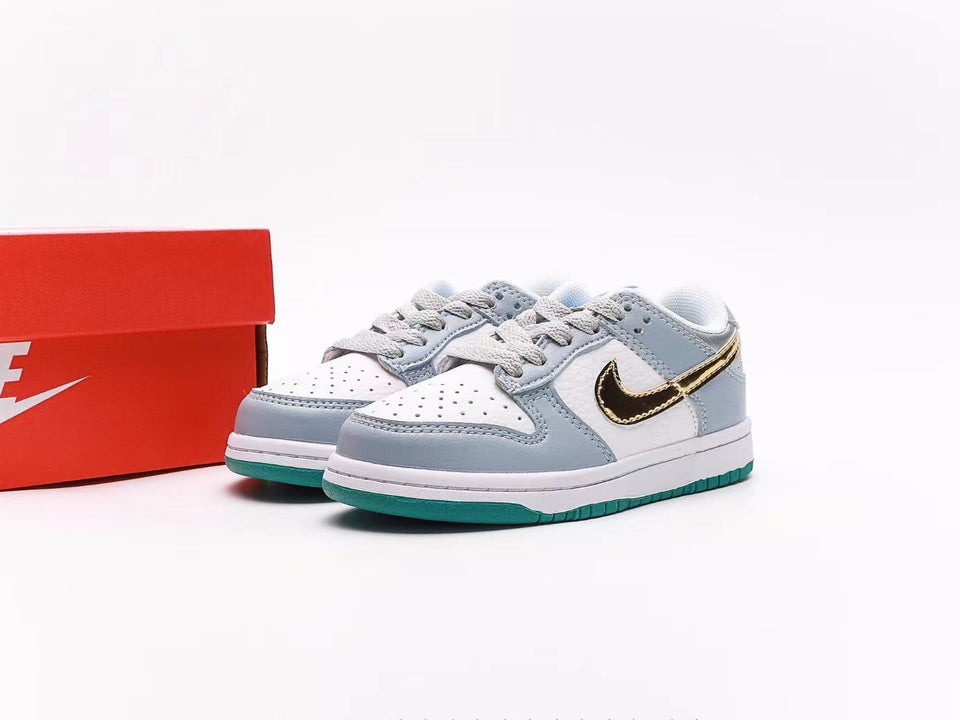 Nike SB Dunk Low Sean Cliver Holiday Special Infantil