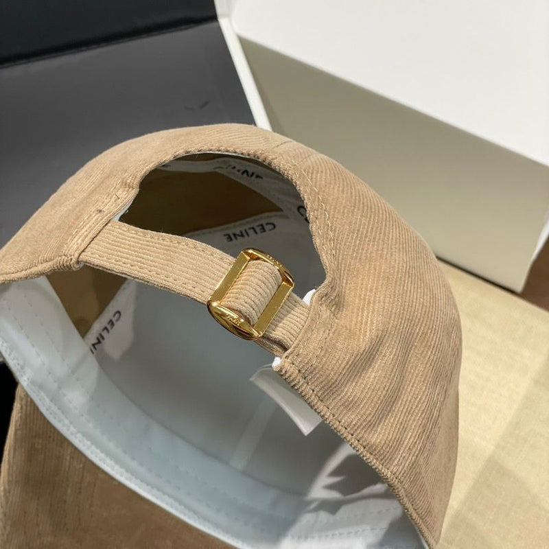Boné Celine