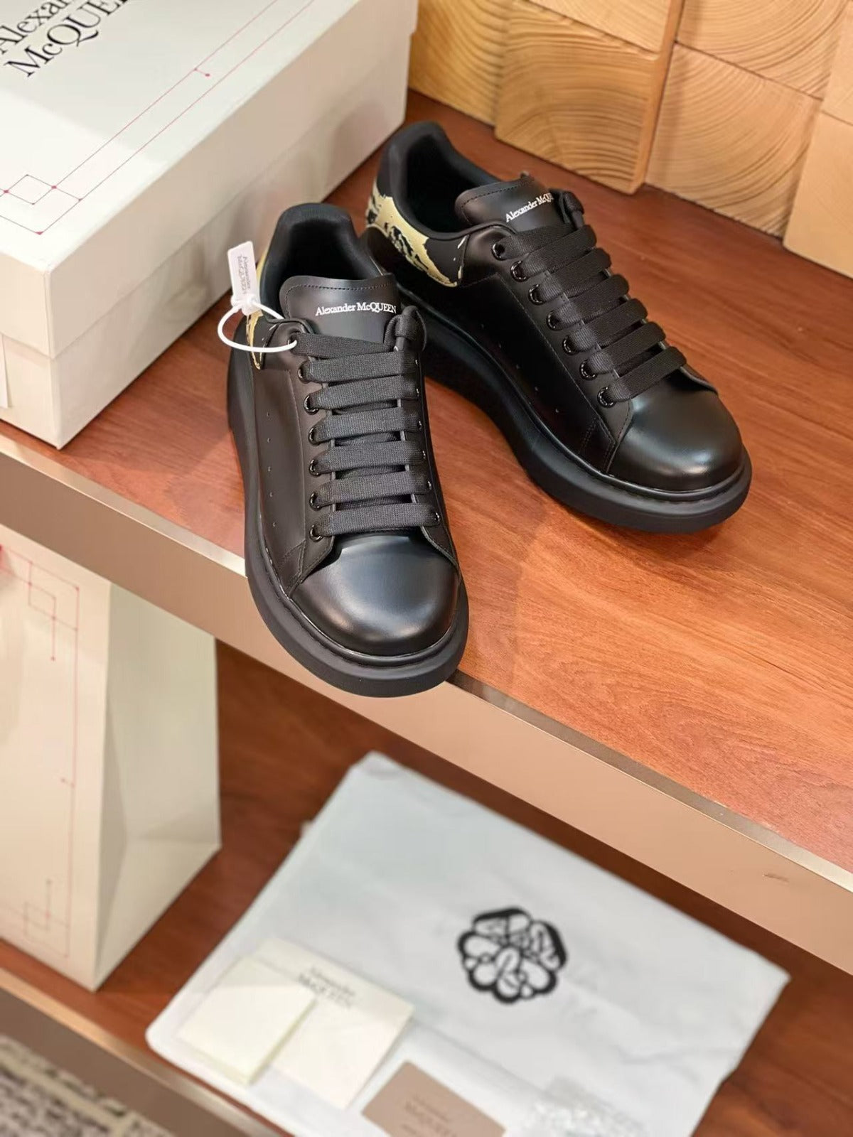Alexander McQueen Oversized Sneaker .