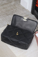 Bolsa CHANEL 19