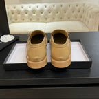 Chanel Timeless Loafer bege
