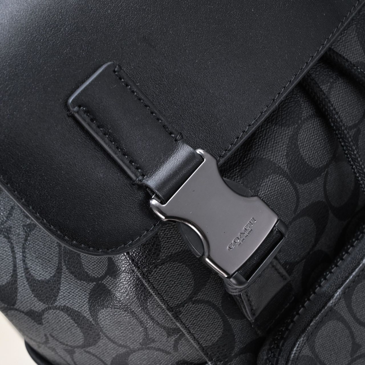 Coach Track Backpack Signature Canvas Black