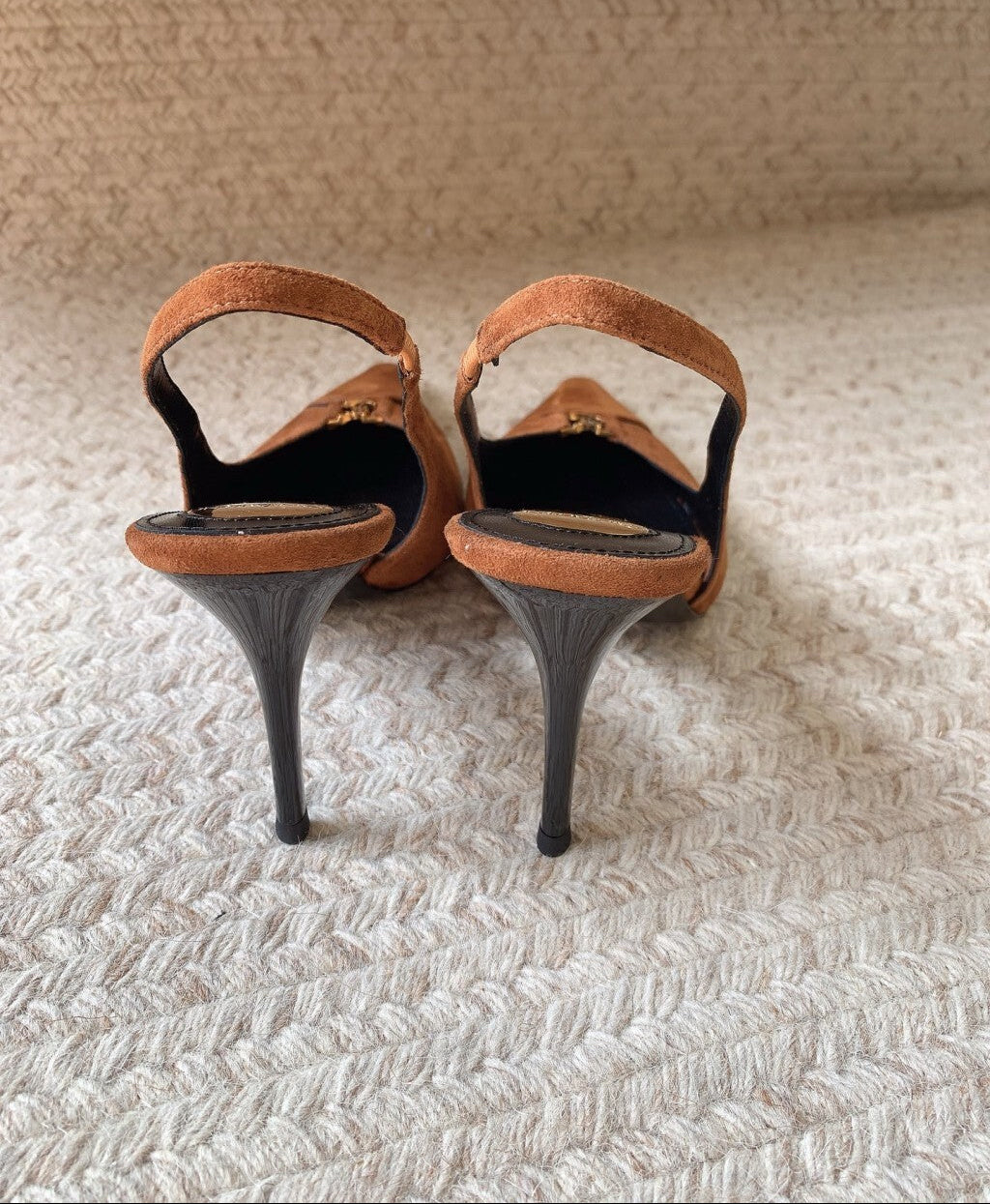 Saint Laurent Scarpin Slingback Babylone Breteuil Camurça 90 mm