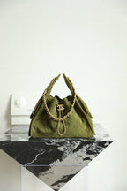 Bolsa Hobo  Chanel 25 Green