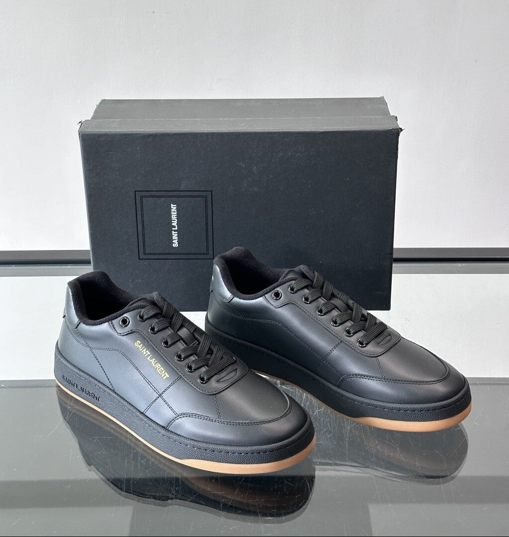 TÊNIS YVES SAINT LAURENT