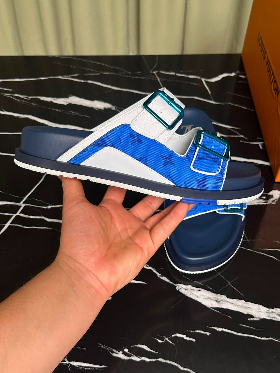 Sandália Louis Vuitton Trainer Mule Blue / White