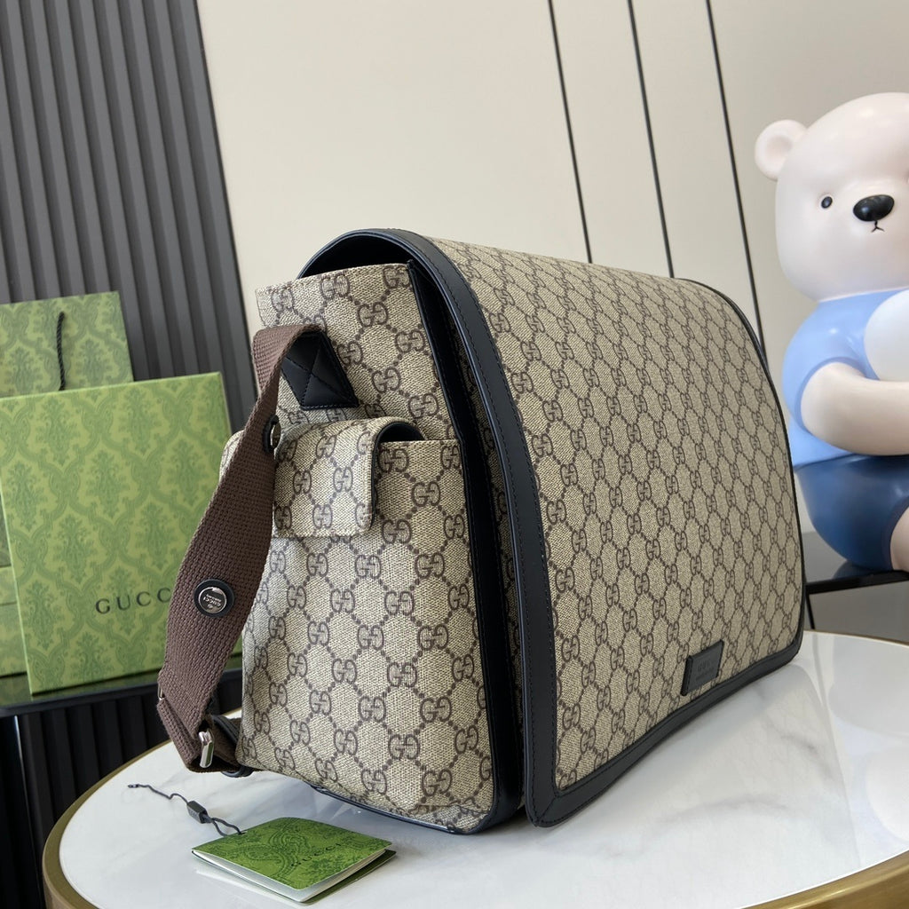Gucci GG Supreme Diaper Bag Beje