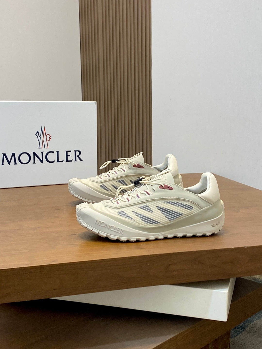 Tênis Moncler Trailgrip LP Off White