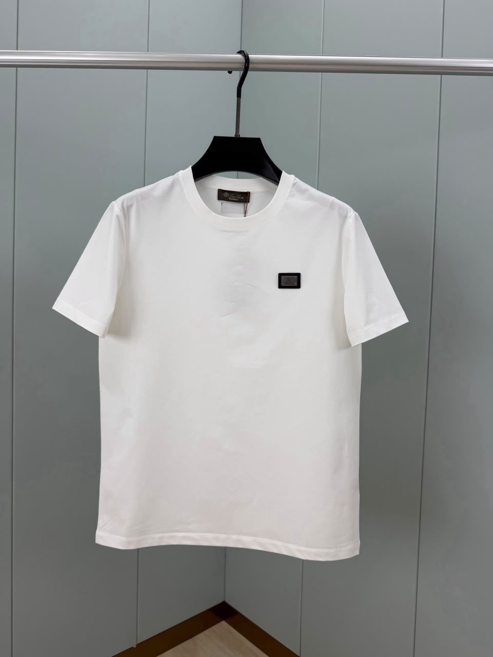 Loro Piana Camiseta de Algodão Com Placa de Logo em Couro