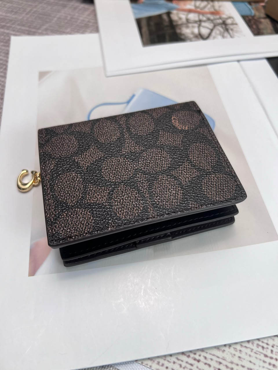 Coach Snap Wallet In Signature Canvas